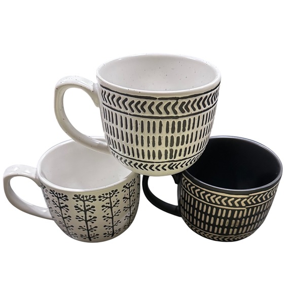 The Old Pottery Company Tribal Geometric Pattern Mugs Set of 3 Black White - Picture 2 of 12